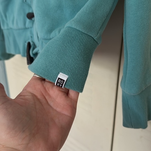 Roxy Full Zip Hooded Jacket Faux Sherpa Lined Toggle Buttons Women’s Size Large - Picture 3 of 7